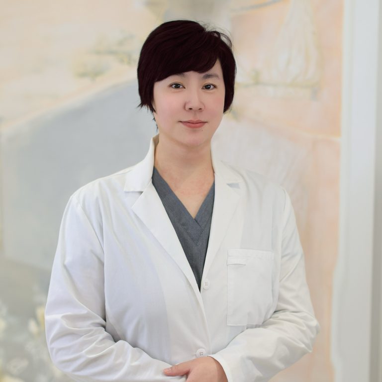 {"ARInfo":{"IsUseAR":false},"Version":"1.0.0","MakeupInfo":{"IsUseMakeup":false},"FaceliftInfo":{"IsChangeEyeLift":false,"IsChangeFacelift":false,"IsChangePostureLift":false,"IsChangeNose":false,"IsChangeFaceChin":false,"IsChangeMouth":false,"IsChangeThinFace":true},"BeautyInfo":{"SwitchMedicatedAcne":false,"IsAIBeauty":false,"IsBrightEyes":false,"IsSharpen":false,"IsOldBeauty":false,"IsReduceBlackEyes":false},"HandlerInfo":{"AppName":2},"FilterInfo":{"IsUseFilter":false}}